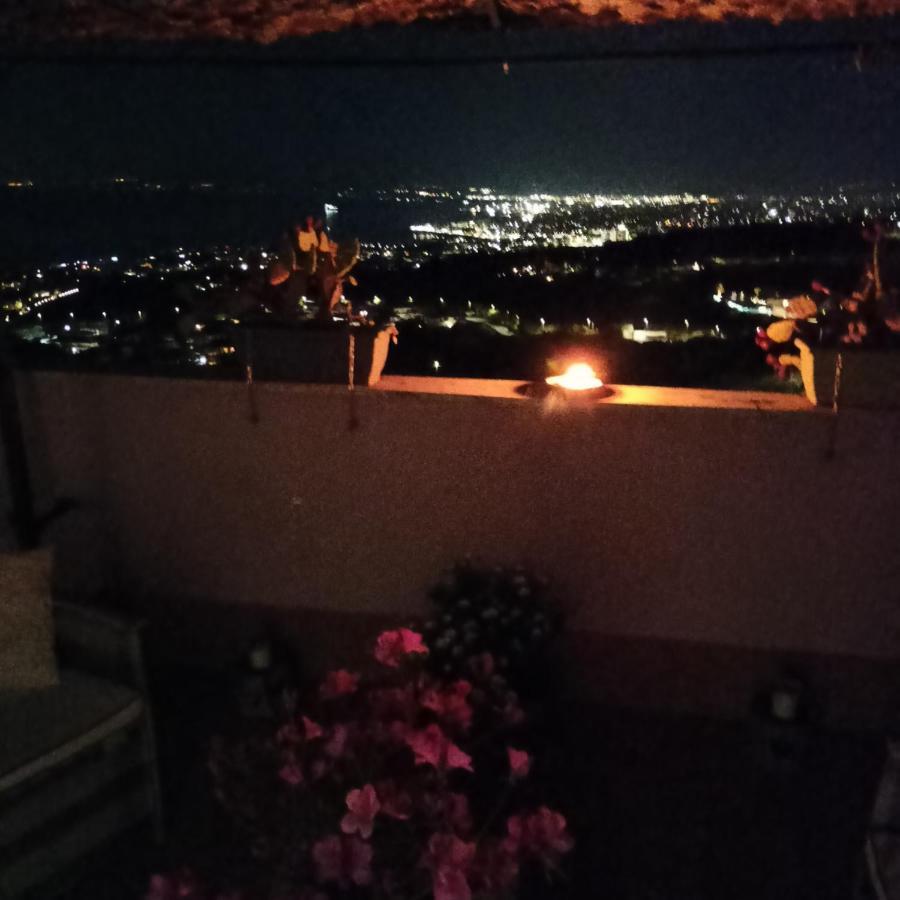 La Petite Maison آتْشّي كاستيلّو المظهر الخارجي الصورة
