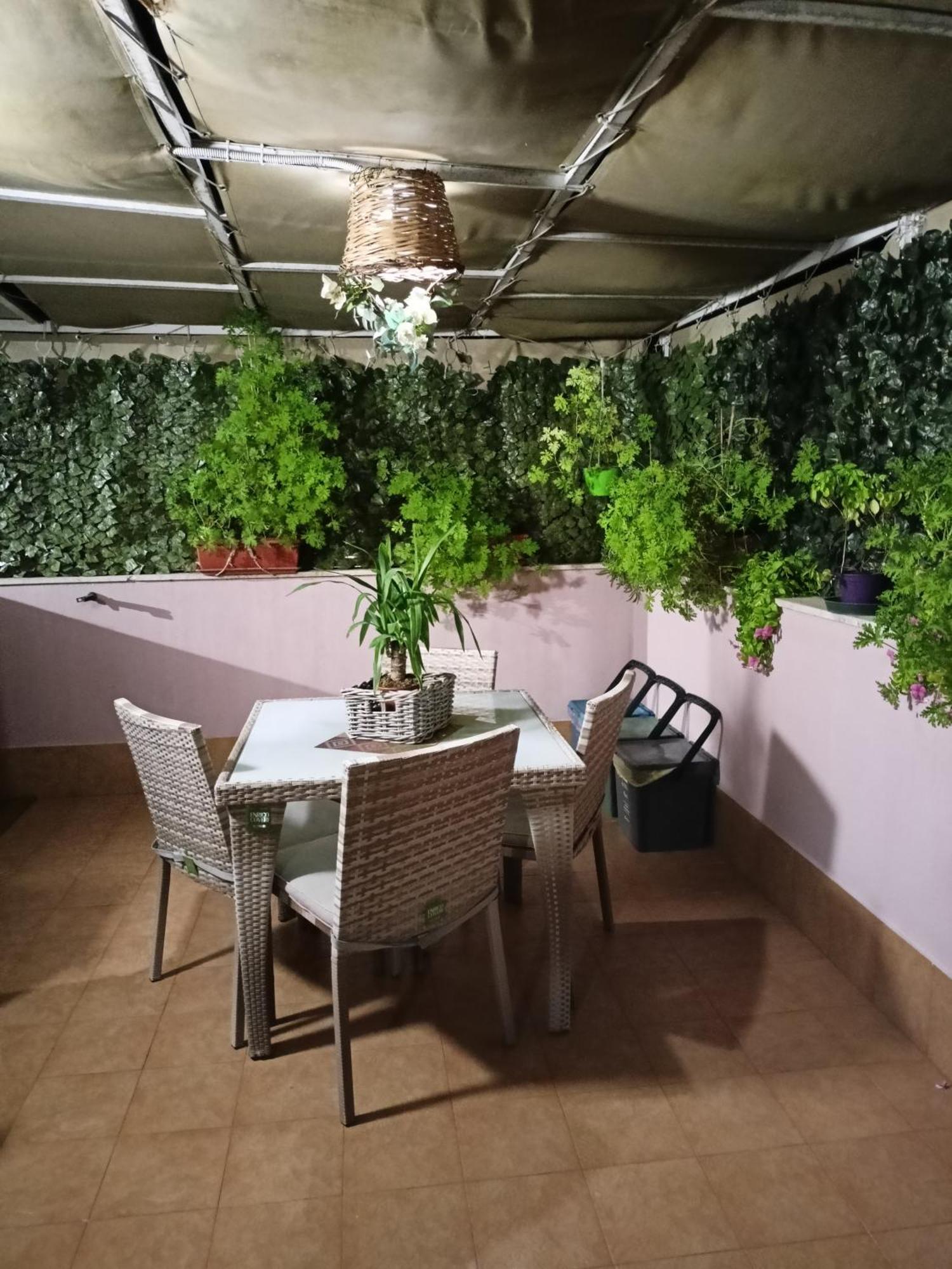 La Petite Maison آتْشّي كاستيلّو المظهر الخارجي الصورة
